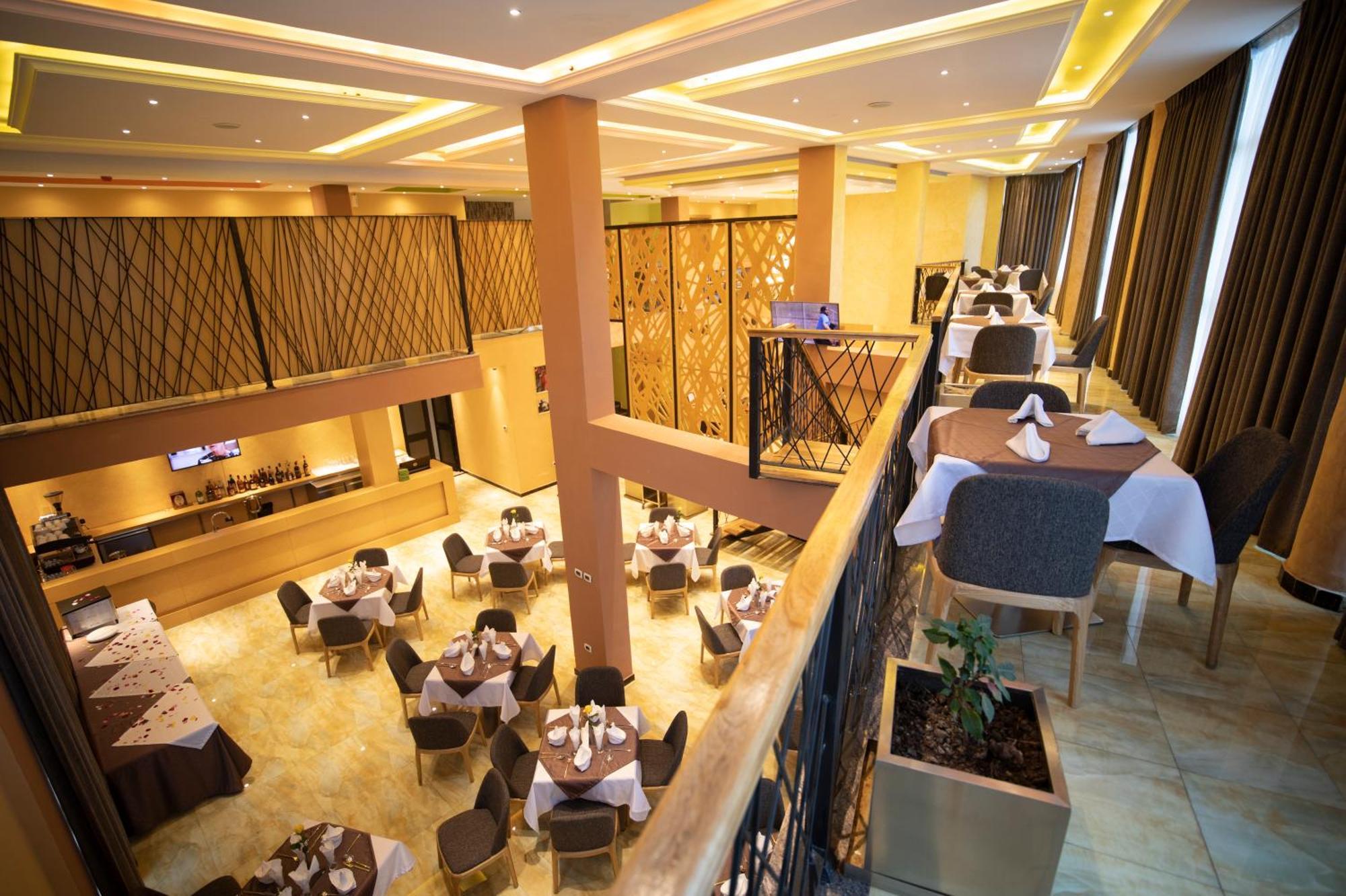 Vamos Addis Hotel Екстер'єр фото