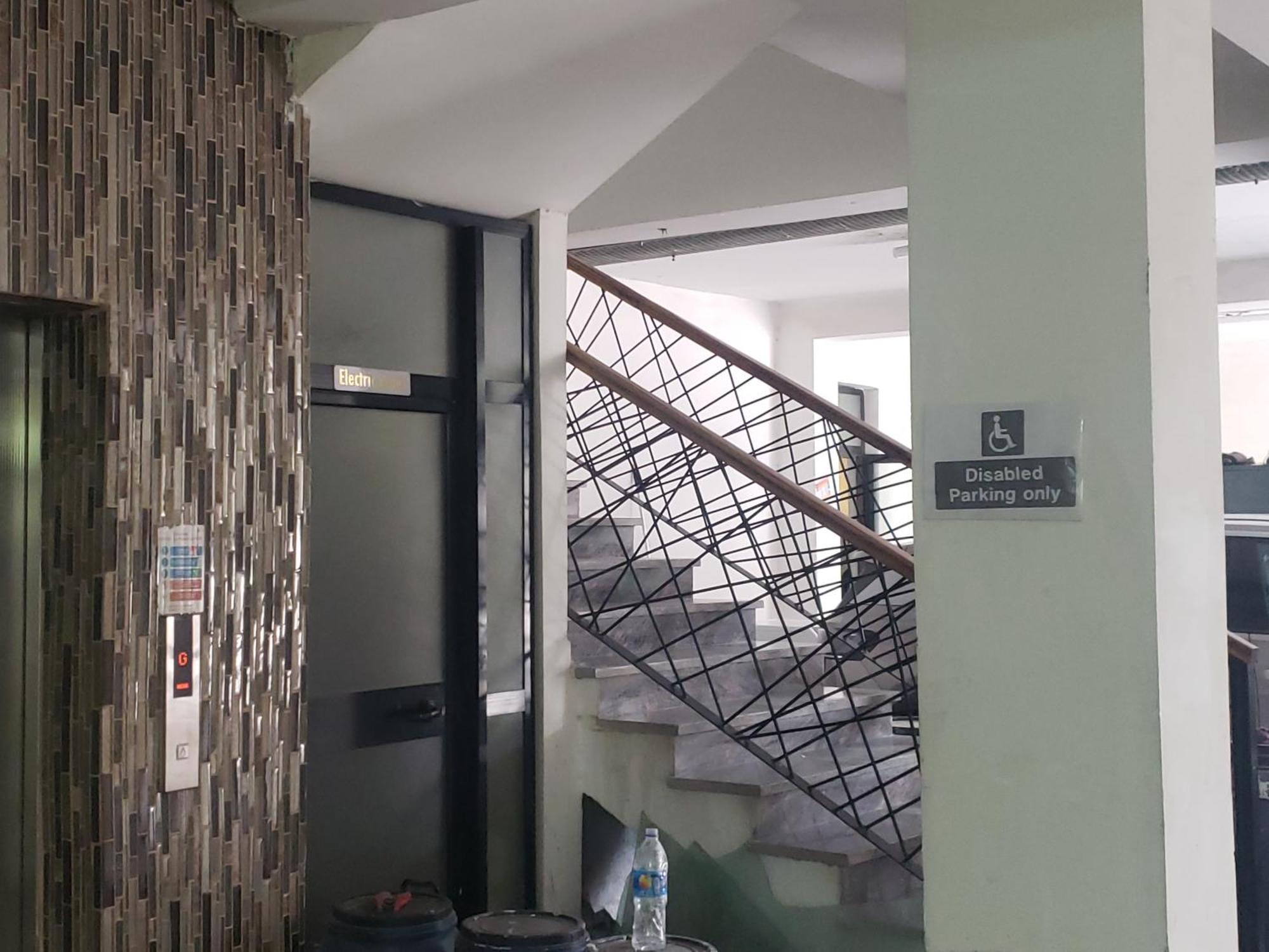 Vamos Addis Hotel Екстер'єр фото