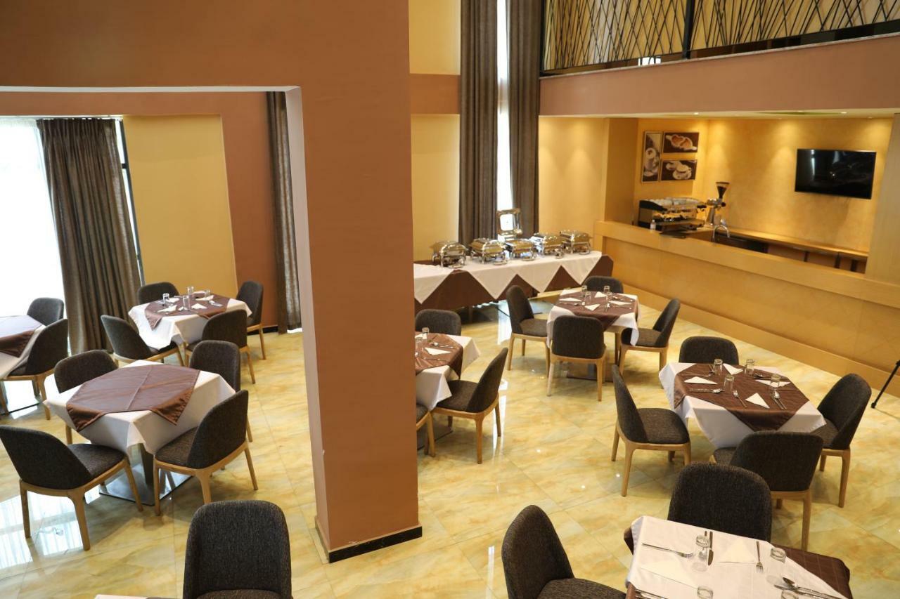 Vamos Addis Hotel Екстер'єр фото