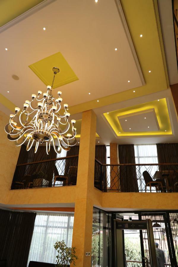 Vamos Addis Hotel Екстер'єр фото